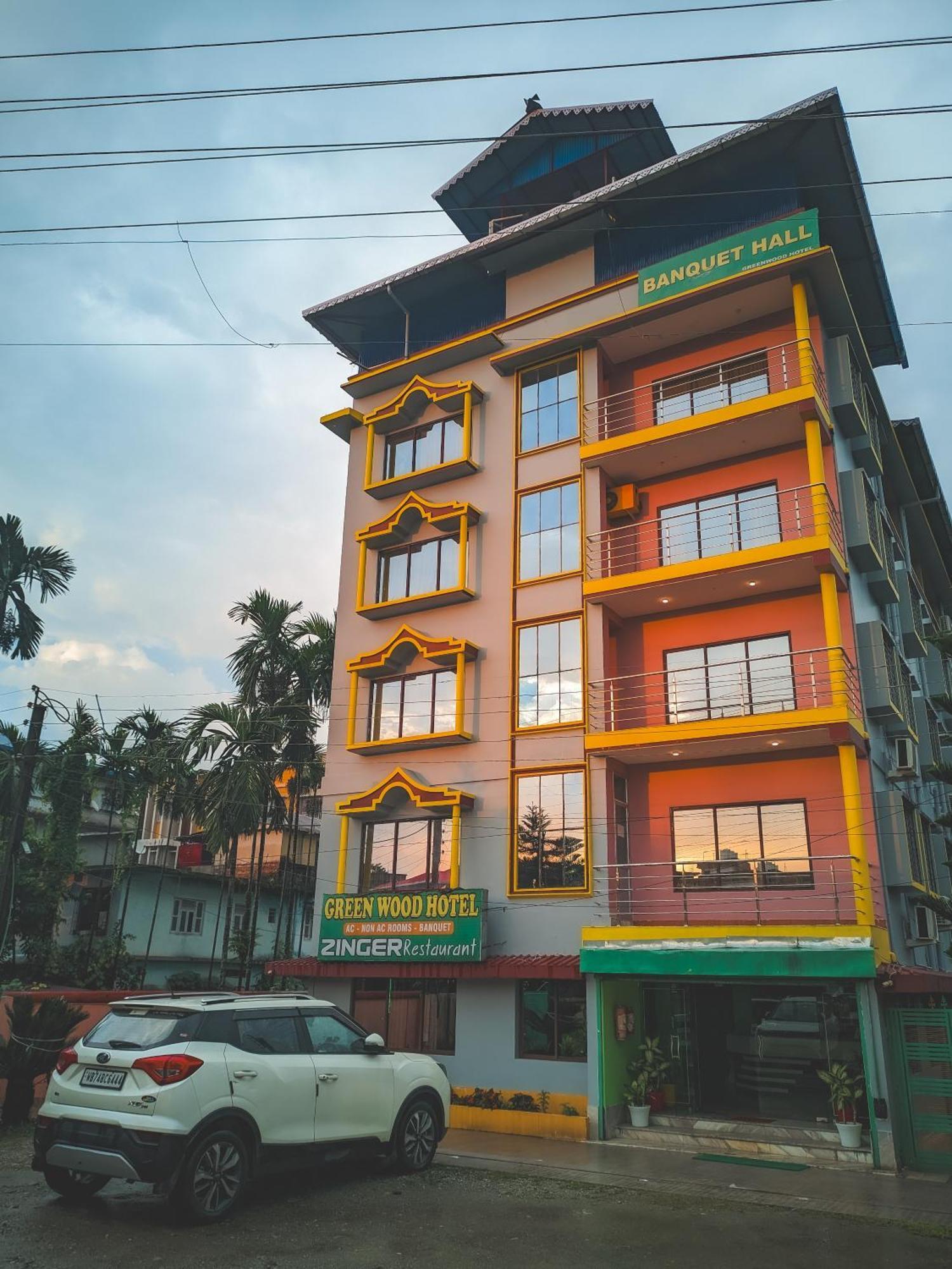 Green Wood Hotel Siliguri Exterior photo